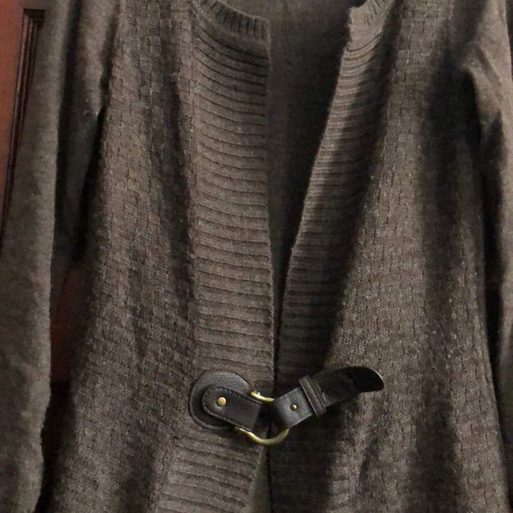 Sweater - Picture 2 of 4
